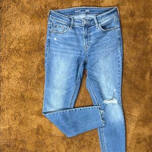Old Navy Light Blue Distressed Skinny Jeans